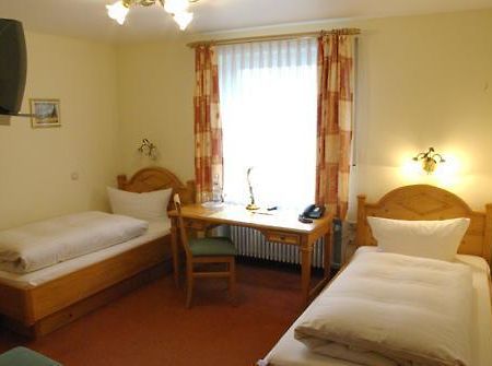 Hotel Am Suedring Memmingen Room photo